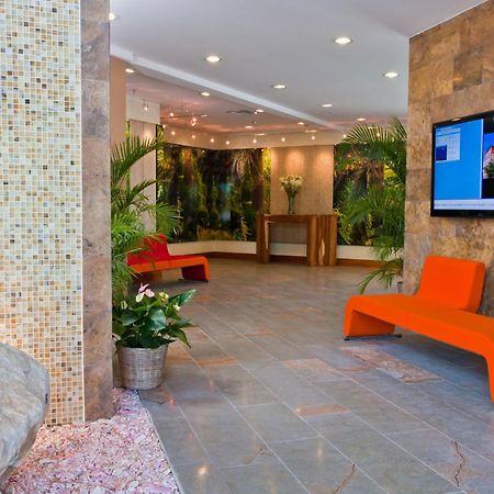 Pelican Bay Hotel Freeport Extérieur photo