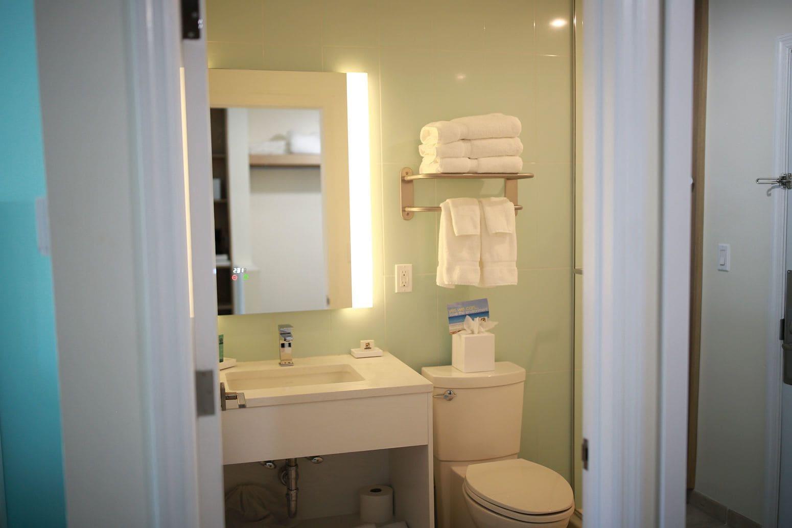 Pelican Bay Hotel Freeport Extérieur photo