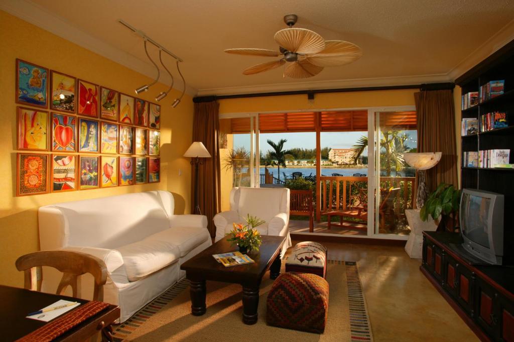 Pelican Bay Hotel Freeport Chambre photo