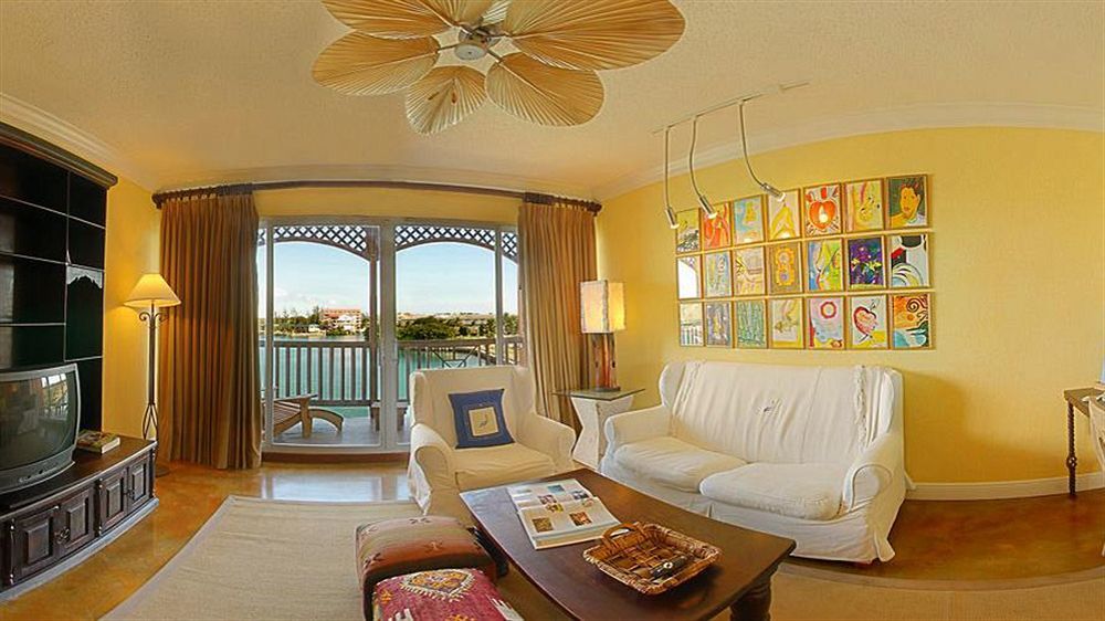 Pelican Bay Hotel Freeport Extérieur photo