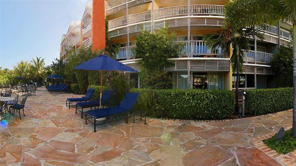 Pelican Bay Hotel Freeport Extérieur photo